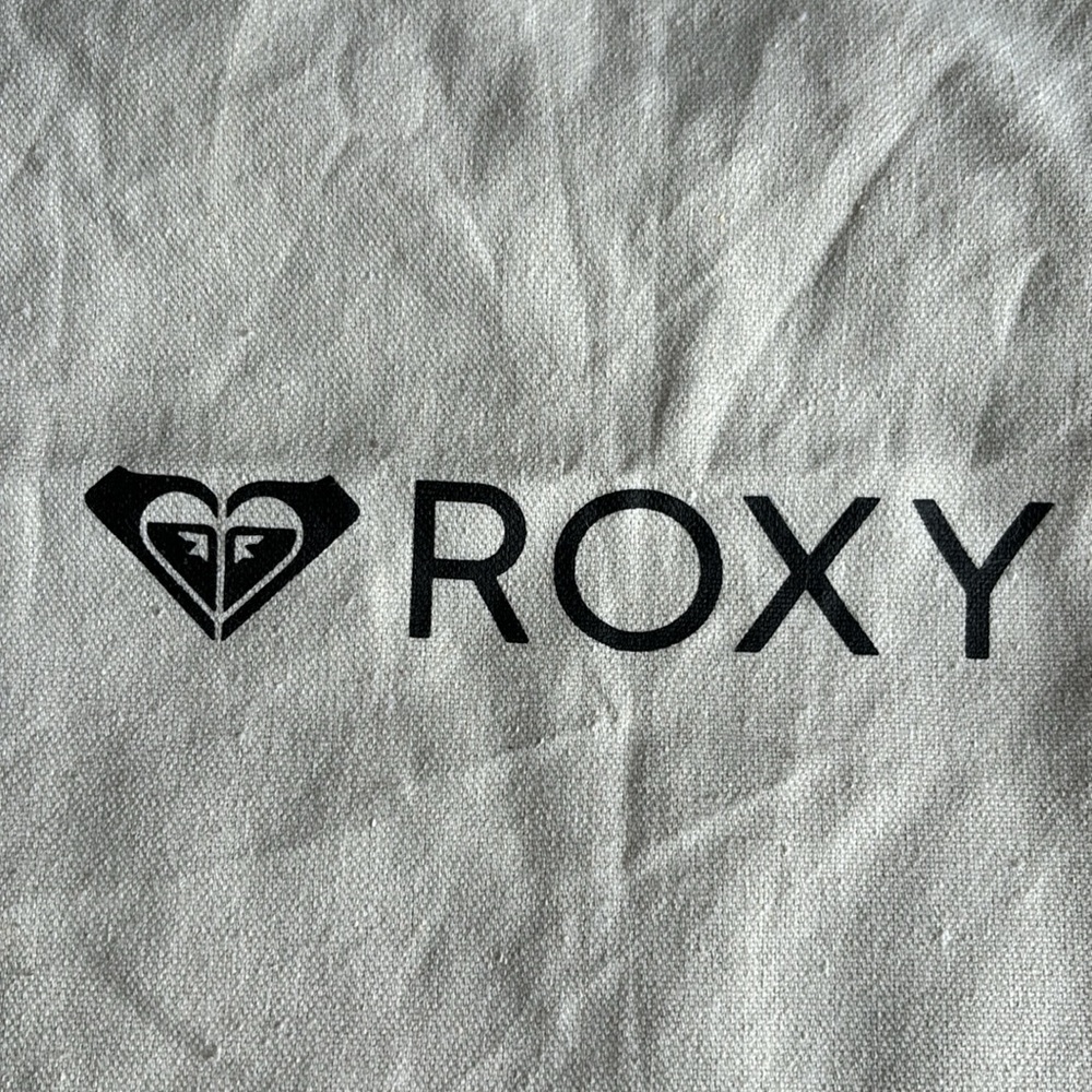 Roxy Canvas Tote - Picture 3 of 12
